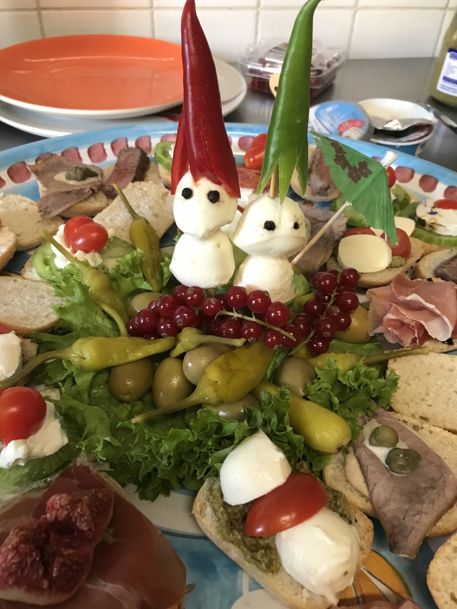 Kreative Mozzarella-Figuren für Festtafeln